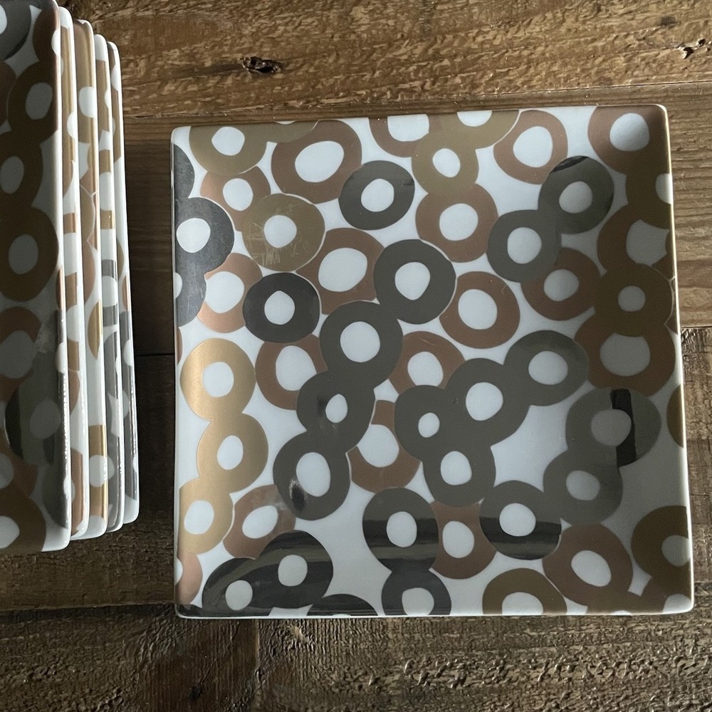 Rare 6 CRATE & BARREL 6" Square Geometric Appetizer Plates Silver Gold Circles